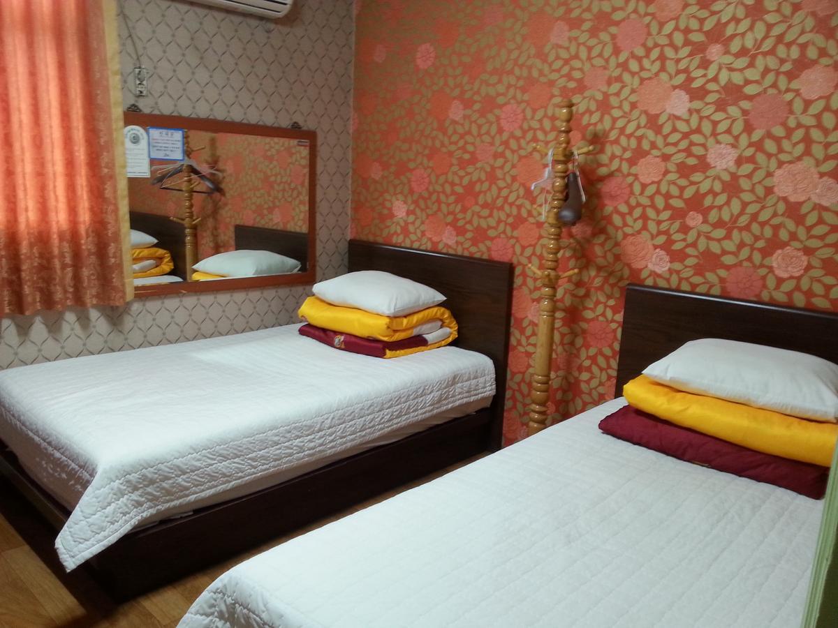 Jeju Brd Hotel Екстериор снимка